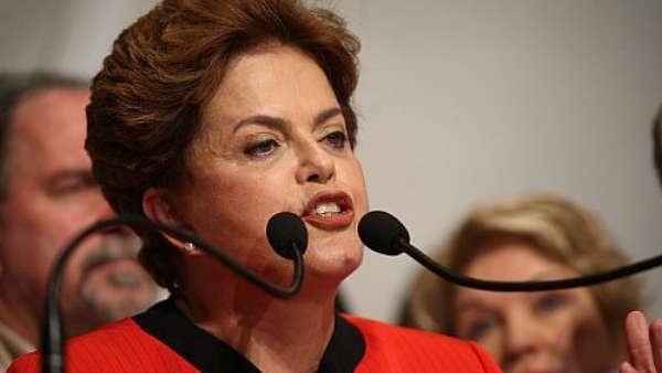 Llega a Cuba Dilma Rousseff para visita de Estado