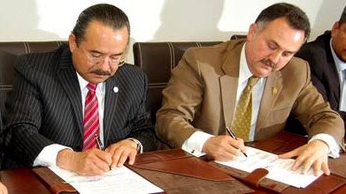 Firman convenio secretarías del Trabajo de Chihuahua y Nuevo León 