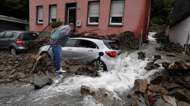 Graves inundaciones en Europa occidental; al menos 60 muertos