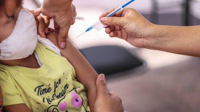 UNAM alerta sobre rebrote de sarampión por vacunación insuficiente