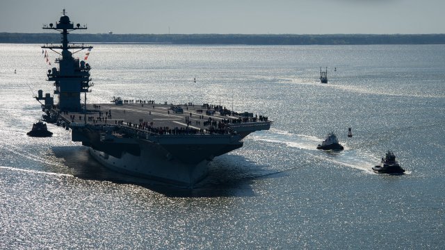 Cómo EE.UU. ’lleva la democracia’ en portaaviones (y por qué con Corea del Norte no funcionará)