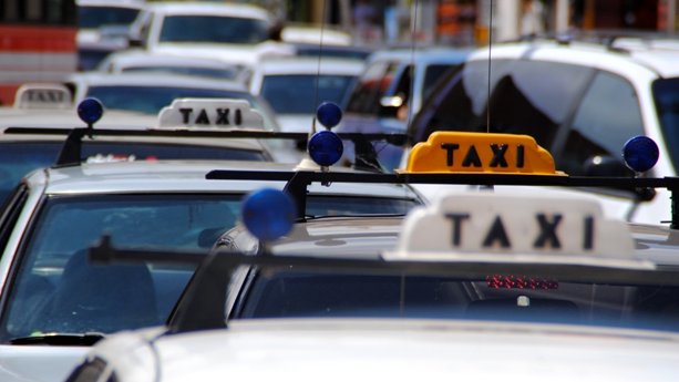 Solicitan apoyo taxistas a gobernación tras muerte de compañeros