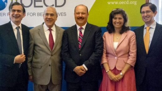 Duarte va a Francia y anuncia reconocimiento de la OCDE