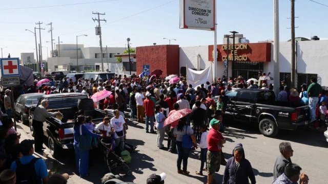Protestan ambulantes de Juárez porque los desalojan de su zona