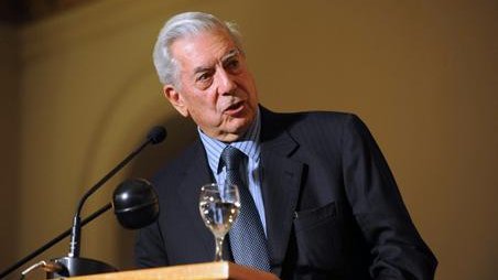 Mario Vargas Llosa, primer ganador  del Carlos Fuentes