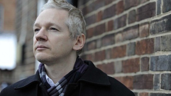 Assange cumple dos años en la embajada ecuatoriana