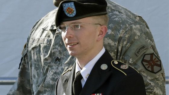Manning asegura que filtró información para “abrir un debate” sobre la guerra