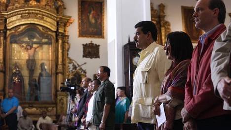 Maduro asegura que Chávez está bien, que hace ejercicio y camina