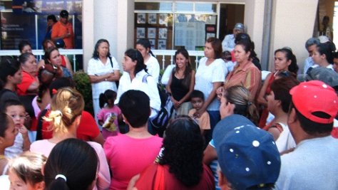 Reciben peticiones de antorchistas de Delicias en Municipio