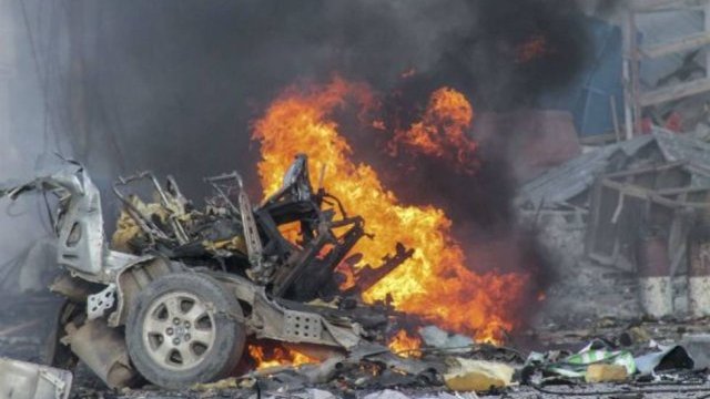 Ataque contra hotel deja 15 muertos en Somalia; Al Shabab reivindica atentado
