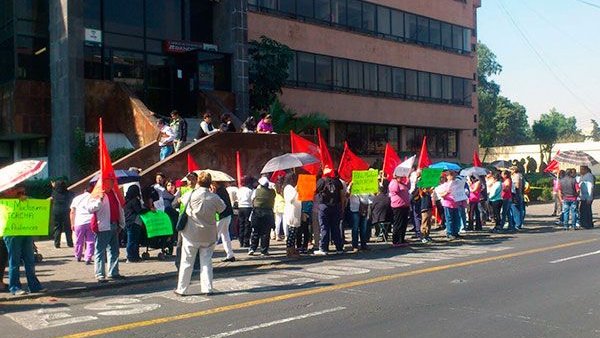 Antorchistas de Azcapotzalco se manifestaron en la delegación