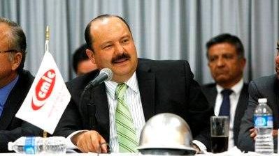 Se reúne gobernador con Cámara Mexicana de la Industria de la Construcción