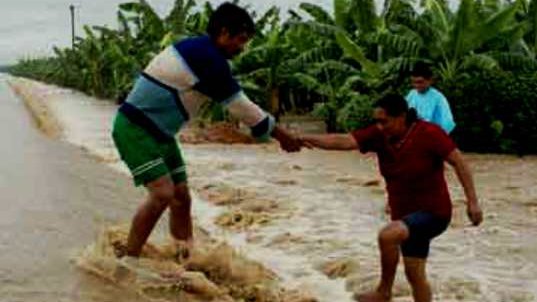 Inundaciones en Tabasco afectan a los 17 municipios
