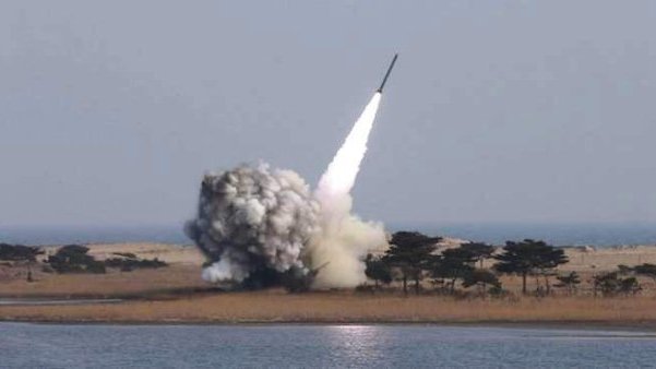 Corea del Norte lanza cinco misiles de corto alcance pese a sanciones de la ONU