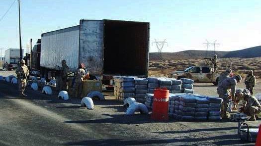 Incautan camión con 2 toneladas de mariguana en Chihuahua