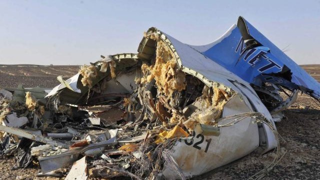 Se desploma avión ruso sobre el Sinaí con 224 personas, no hay sobrevivientes