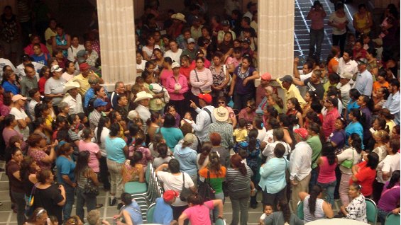 Raymundo Romero recibirá a los antorchistas que piden solución a obras
