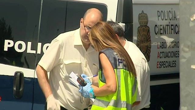 Asaltantes asesinan a mujer policía en España