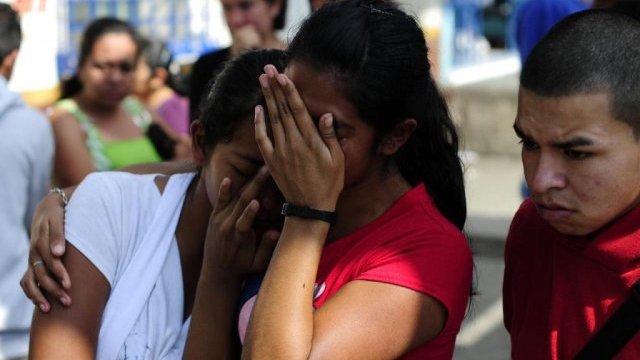 Mueren cinco jóvenes tras riña en Iztapalapa 