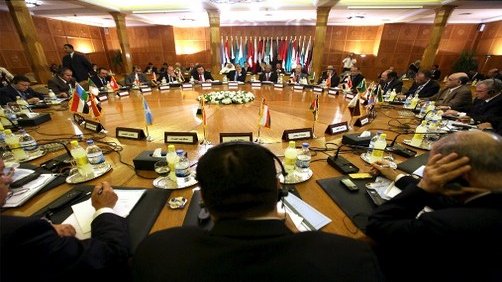 Un acuerdo en Libia debe contemplar a Khadafi: Unión Africana
