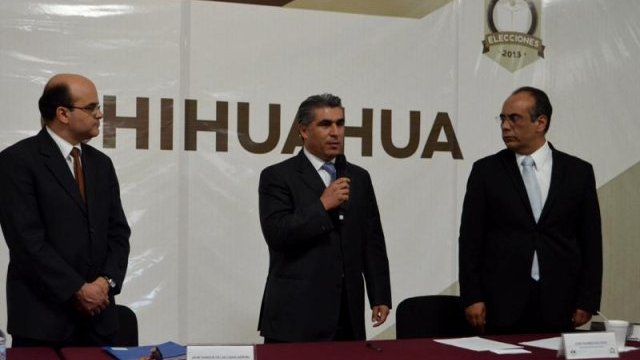 Joaquín Sotelo se registra como candidato a sindico por el PAN