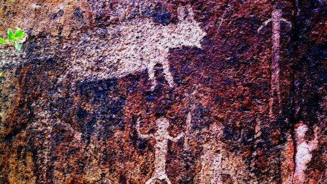 Descubren petrograbados con más de mil años de antigüedad