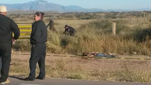 Encuentran a hombre ejecutado en carretera a El Sáuz