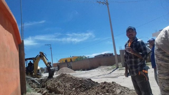Inicia instalación de cordones en Alianza por Durango