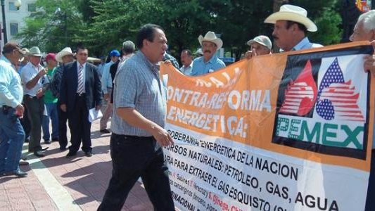 Se manifestaron ex braceros frente al Palacio de Gobierno de Chihuahua
