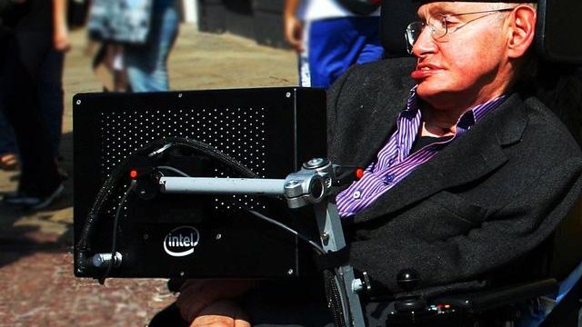 Stephen Hawking no está impresionado con el bosón de Higgs
