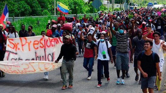 Mientras avanza, nueva caravana migrante denuncia abusos y represión
