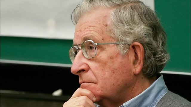 Drones elevan el peligro de guerra nuclear: Chomsky