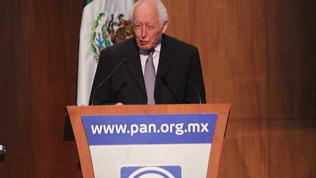 Muere el panista Luis H. Álvarez, a los 96 años
